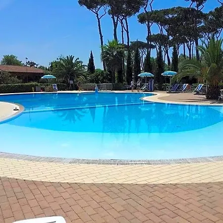 Hotel Italy, At By The Sea, Pisa , Lucca